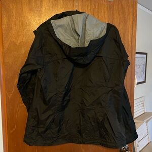 Columbia Windbreaker